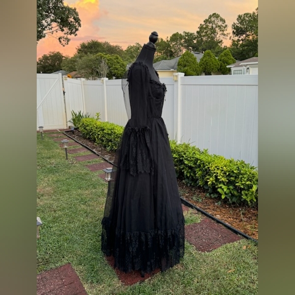 DOLLS KILL HALLOWEEN MAXI DRESS - Picture 5 of 6